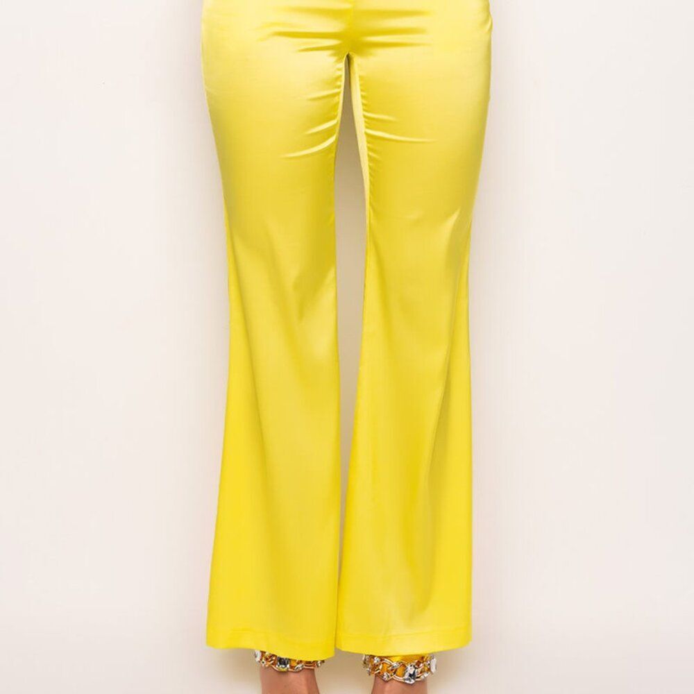 NWT Akira Wide Leg Neon Yellow Gold Silky Pants Size Medium - Picture 6 of 8